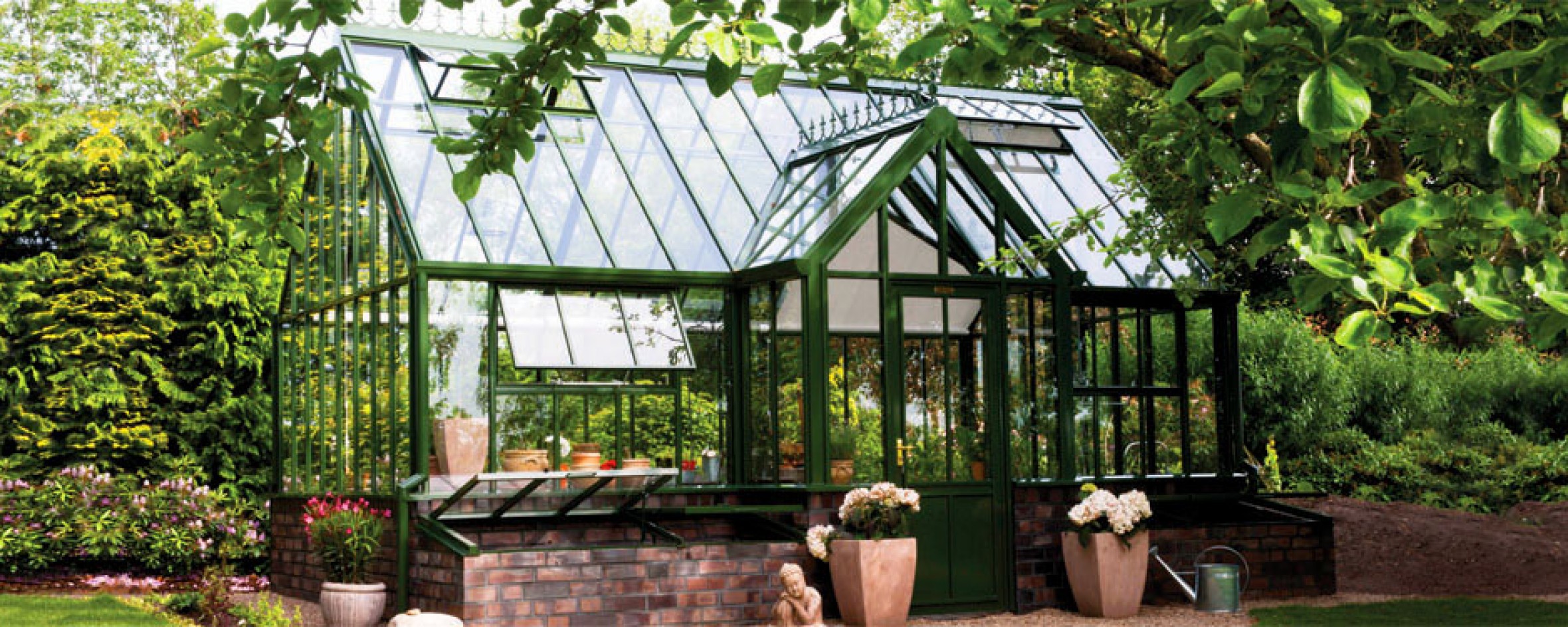 Classic Victorian Lodge Glasshouse - Hartley Botanic